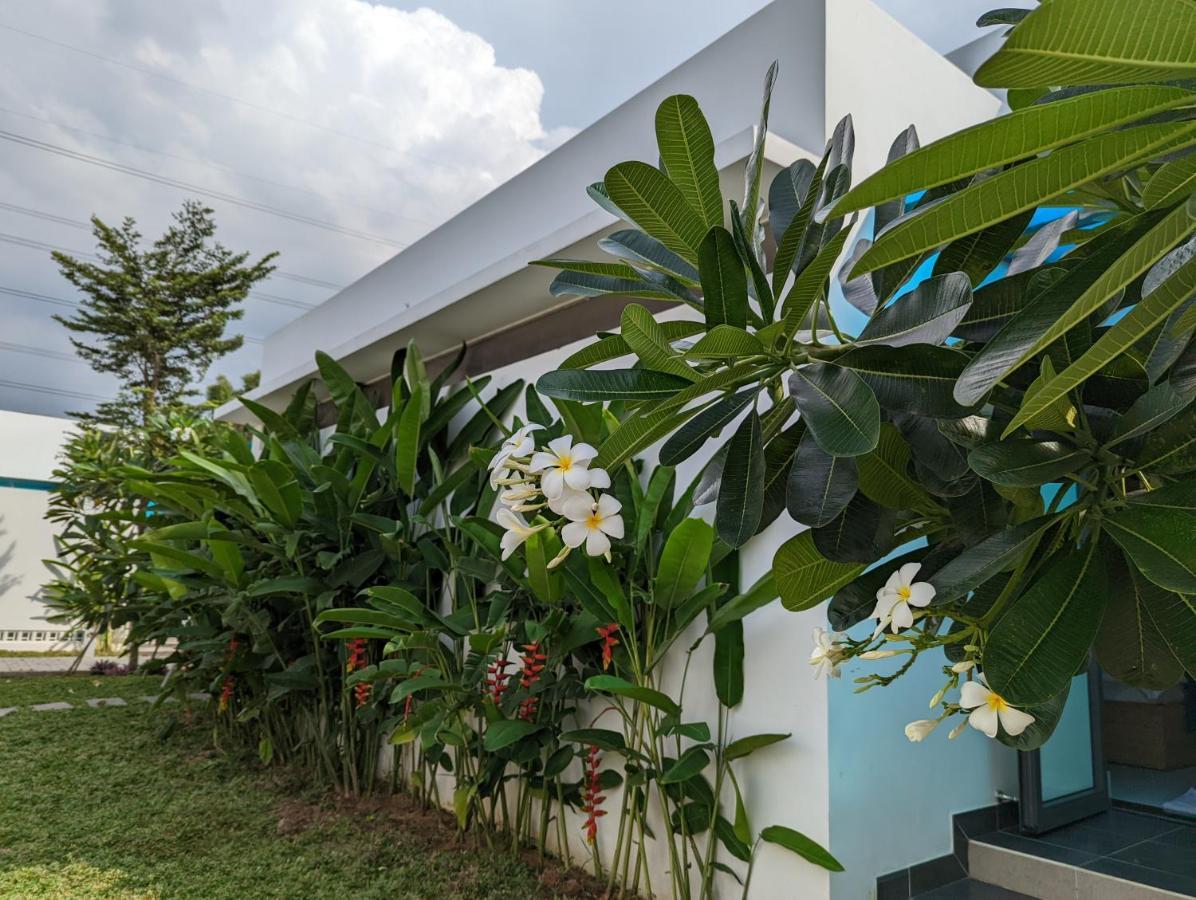Minh Hai Resort Phu My Экстерьер фото